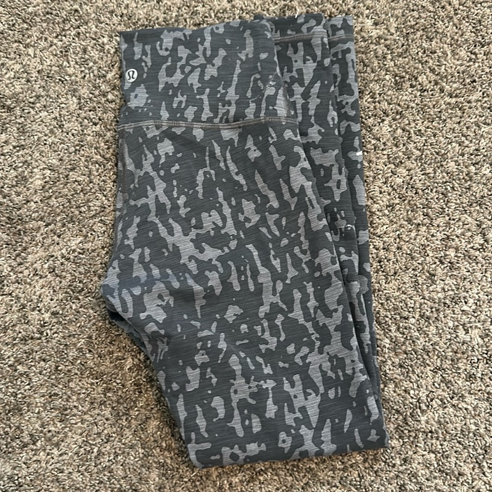Lululemon Wunder Train Leggings 23”